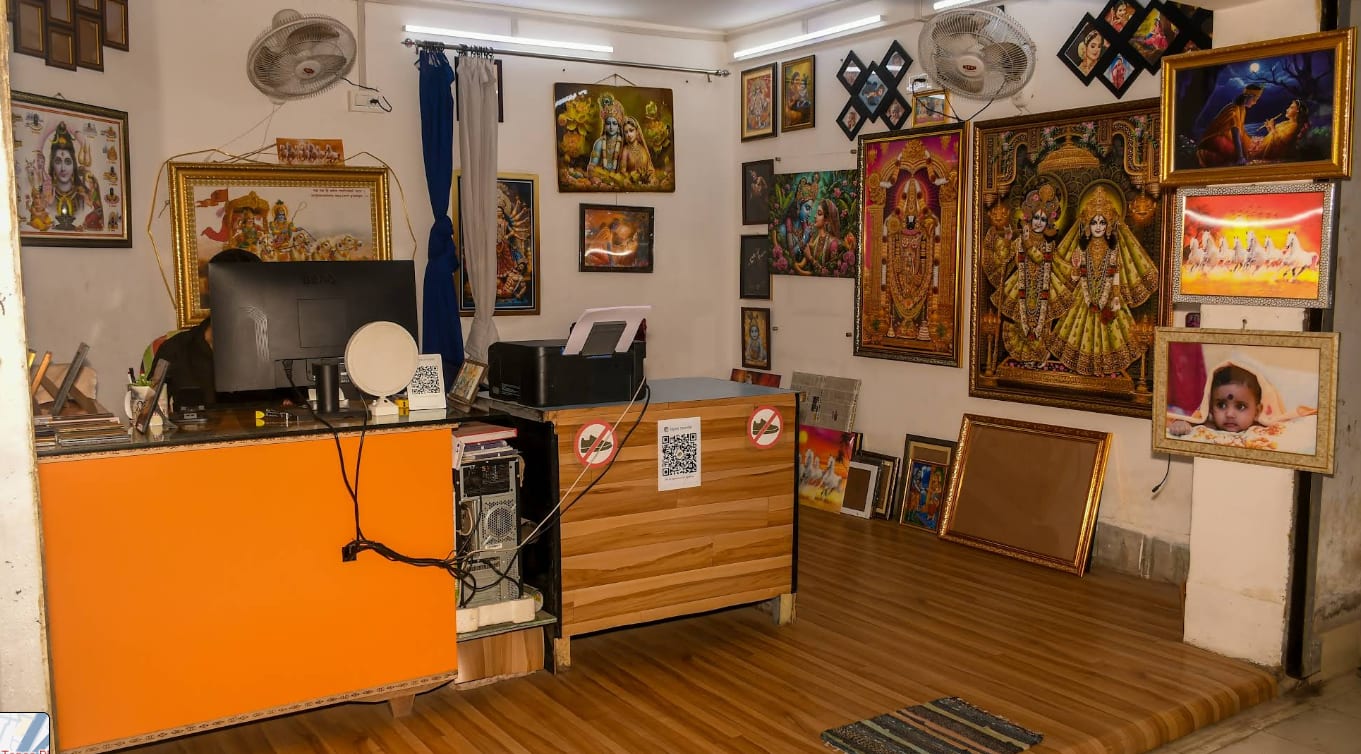 Contact Tapas Studio